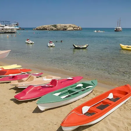 Tranquility, A 3000 Square Foot Holiday With Large Pool, Garden, Central Heating And Airconditioning Plus Wifi 빌라 *