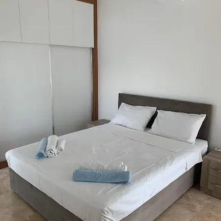 Tranquility, A 3000 Square Foot Holiday With Large Pool, Garden, Central Heating And Airconditioning Plus Wifi