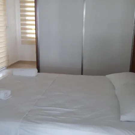 빌라 Tranquility, A 3000 Square Foot Holiday With Large Pool, Garden, Central Heating And Airconditioning Plus Wifi